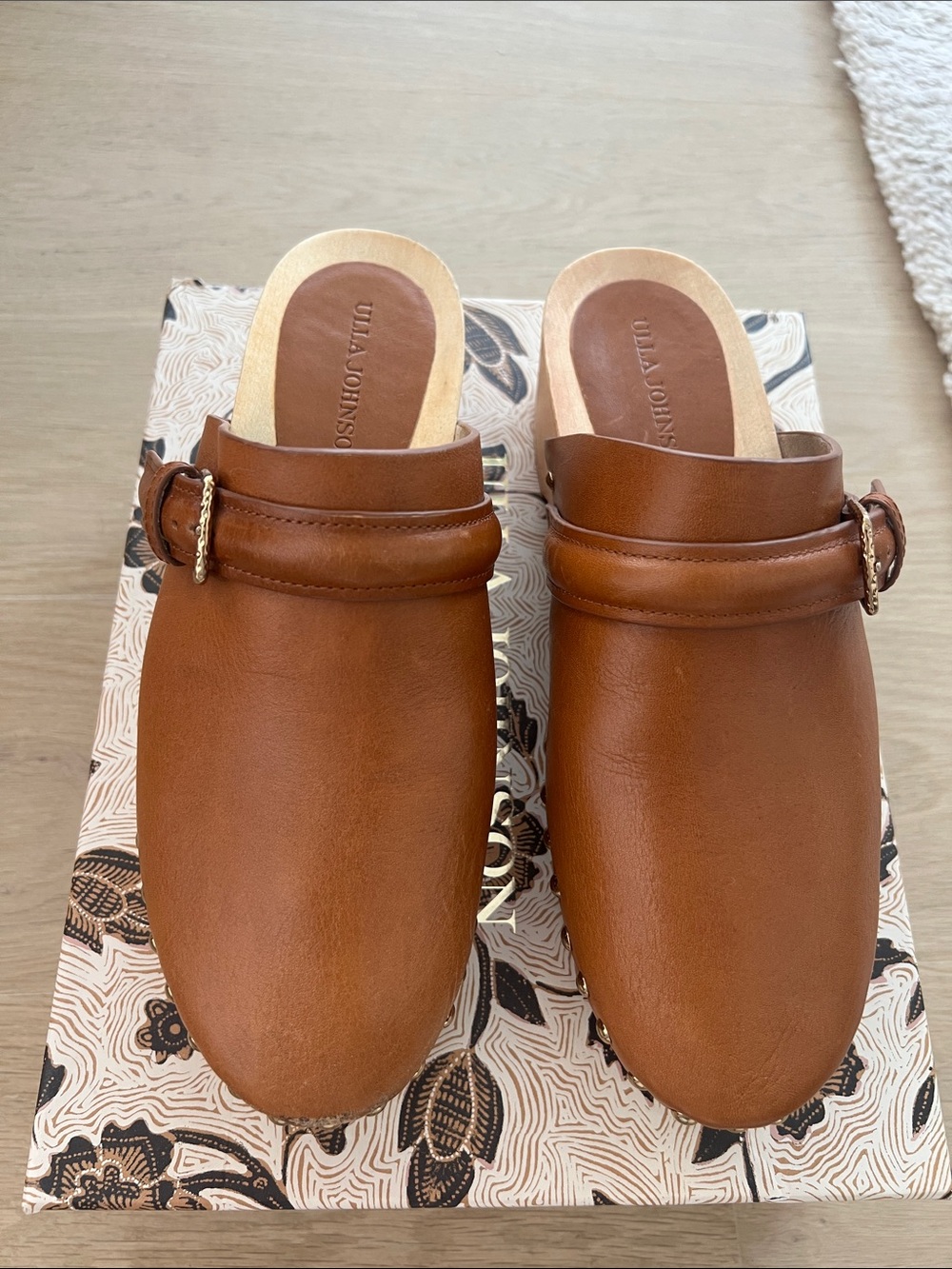 Ulla Johnson Corsica Leather Slip-On Mule Clogs with Buckle in Cognac